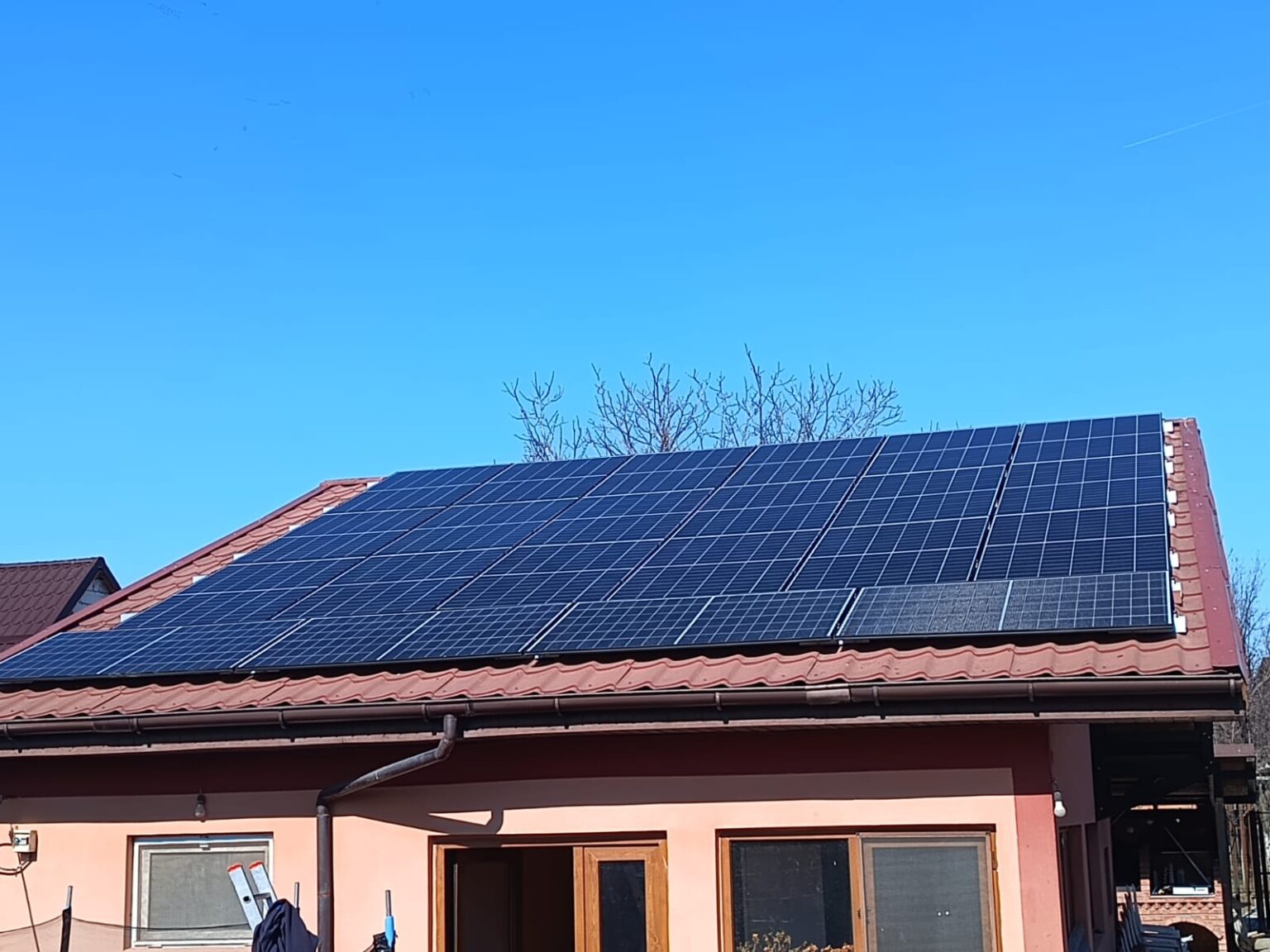 5e3cb634-82f2-47e1-bb74-44ee4f59360b